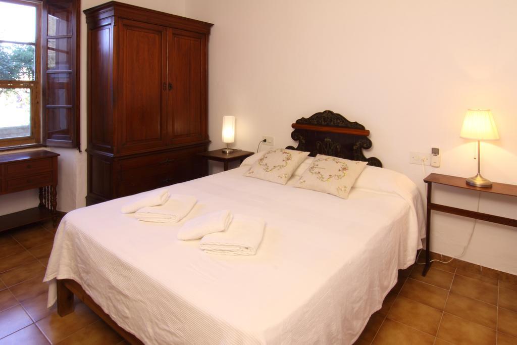 El Vila Hotel Pollenca Room photo